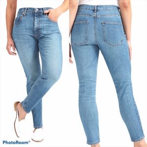 Everlane High-Waisted Jeans